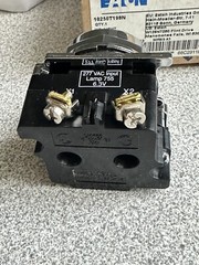 NEW EATON 10250T198N INDICATING PILOT LIGHT 277VAC w/o lens NEMA 3 3R 4 4X 12
