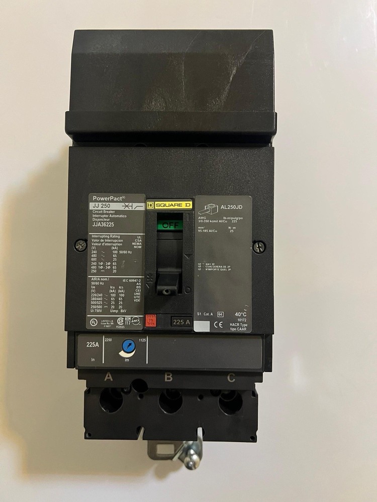 Square D JJA36225 PowerPact I-Line Circuit Breaker