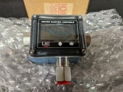 United Electric UE 2WLP41P14 Pressure Switch, 0-100 psi, 4-20 mA, Loop