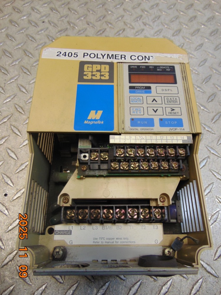 MAGNETEK GPD 333 DS040 0.5HP AC DRIVE 3-PHASE 460V