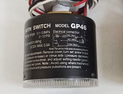 SMC Model GP46 Pressure Gauge with Switch 0.1-0.8MPa 0-121PSI (Lot of 2 pcs)