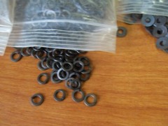 3.10 Lbs Lot Spring Washers & Split Lock Washers ( 4000+- Pieces ) As Pictured