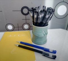 Bolígrafos de gel negros de 0,5 mm, tinta de gel premium y agarre cómodo