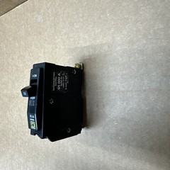 QHB120 1-Pole 20A 65kA 120V Bolt-On Breaker New open box