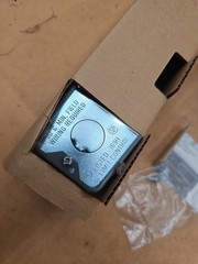 Honeywell L4069A 1060 Limit Control Tanner 150-250f, Opens On Rise, Stop 200f