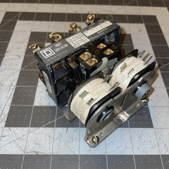 Square D Hoist Contactor Class 8965 Type R012 Series B GOOD SHAPE FAST SHIPPING