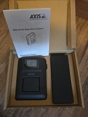 AXIS W100 1080p Body-Worn Camera, Hands Free Recording, bodycam 01722-001 NIB