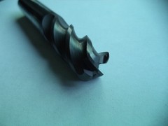 NIAGARA 1/2″ DIA. 1/2″ X 1/2″ X 1” X 3” X R.12 COATED CARBIDE END MILL