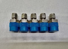 Qty 5 SWAGELOK SS-400-1-8 1/4 in. Tube OD x 1/4 in MNPT