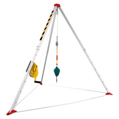 Confined Space Tripod Kit w/ 2600 LBS Lifting Winch Confined Space Rescue Tripod
