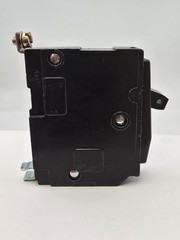 Square D Bolt On QHB120 Circuit Breaker QOB120 65KA 20A 1P 120/240V