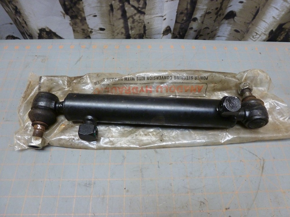 Used AHS Power Steering Cylinder 85999338 for FORD Holland 575D 655C 655D 675D