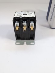 Packard C340B Contactor 40 Amps 3 Pole 120 Volt Coil