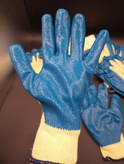 Cut Resistant – Made with Kevlar Work Gloves – 6 PAIRS – SIZE XL