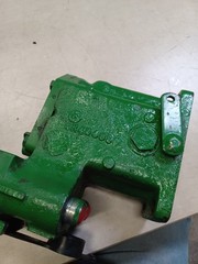 Valve, Selective Control To Fit John Deere – Used – Replaces OEM R40499
