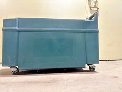 “CAMBRO CPC13134” INSULATED CHILLER BEVERAGE CARRIER CART ON CASTERS-NO COVER