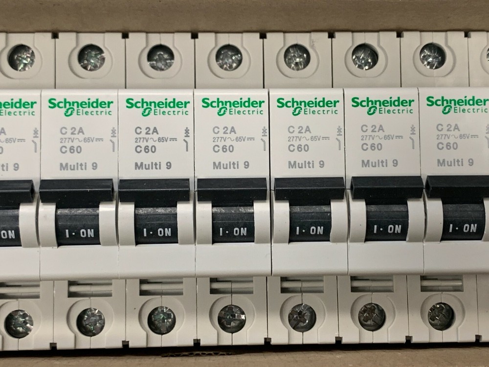 QTY-1 Schneider Electric 24426 Multi 9 C60 1P 2A C Curve 277V 5K Circuit Breaker