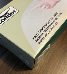 CONDOR Vinyl Powdered Disposable Gloves – Case of 1000 (10 packs of 100)