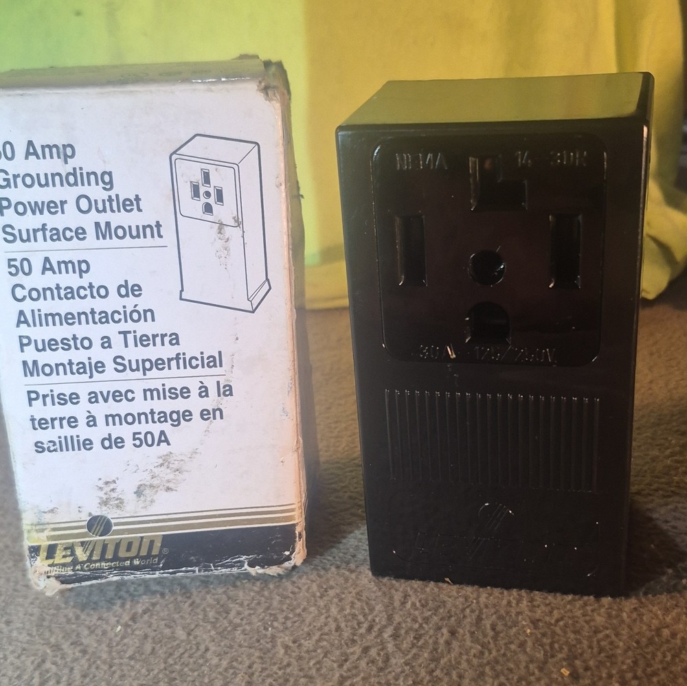 Leviton Surface Mount Receptacle 50 Amp. 125/250V 061-55050