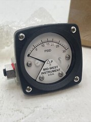 Midwest Instrument 120-AA-00-OO, 30P Pressure Gauge, 0 To 30 Psi