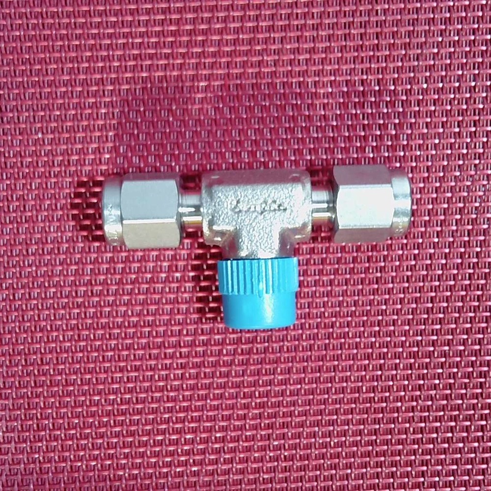 Swagelok 1/8 Tube OD x 1/8 NPT Male Branch TEE Threaded Pipe 316 Stainless Steel