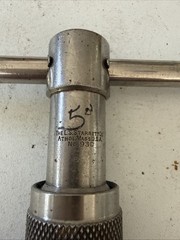 Starrett 93C T-Handle Tap Wrench 1/4-1/2″ (6.4-12.7mm) Capacity Tap Size