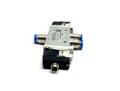 Festo VUVG-L14-T32C-MT-G18-1P3 Air Solenoid Valve 2×3/2, VAVE-L1-1VR8-LP 574368