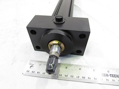 PARKER 40 CJJHMIRL14MC 400.0 HYDRAULIC CYLINDER 3000PSI 40mm BORE 400mm STROKE