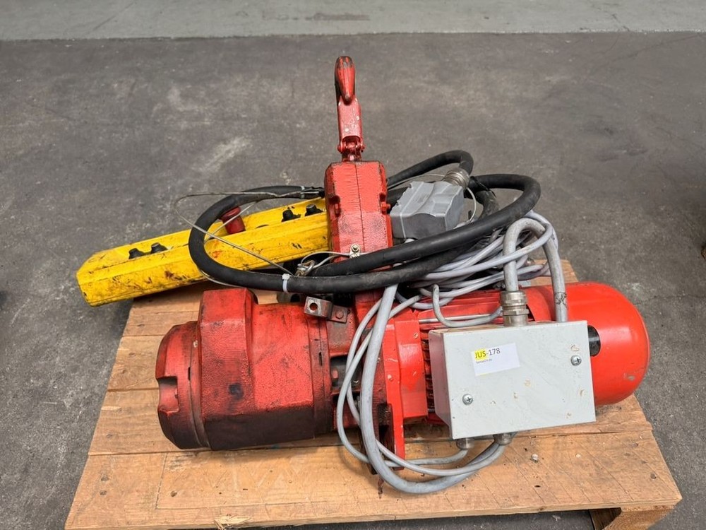 RF90L/8-2TS-PrB20 Electric Chain Hoist 2000 kg With Brake 0.44/1.80 kW