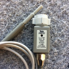 TEKTRONIX TEK P6137 10 X Passive Oscilloscope Probe 400 Mhz