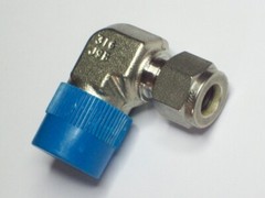 1- Swagelok Stainless Steel Elbow Fitting, 3/8″ Tube x 1/2″ Male NPT, SS-600-2-8