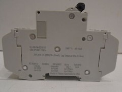 *NEW* SCHNEIDER ELECTRIC 60170 MULTI 9 C60 MINIATURE CIRCUIT BREAKER 2A 3-P 240V