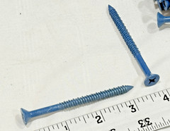 Lot (40) 3-1/4″ X 1/4″ Hillman Flat-Head Phillips Tapper Concrete Screw Anchor