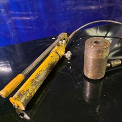Enerpac P-39 Hydraulic Hand Pump & Cylinder Ram | 10,000 PSI 700 BAR | Works