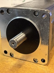 SCHNEIDER BRS39BW461ACA, 230 VAC, 2.25 Arms, 194.4 Vrms/1000rpm step motor, 6 Nm