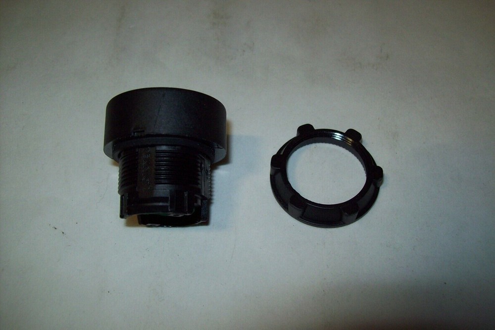NIFTY LIFT BUTTON GREEN INCLUDES BRACKET ORIGINAL NIFTY PART # P10075