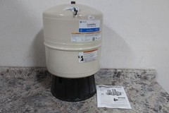 CentriPro T45 13.9 Gal Tank Capacity 38 PSI Epoxy Coated Diaphragm Tank