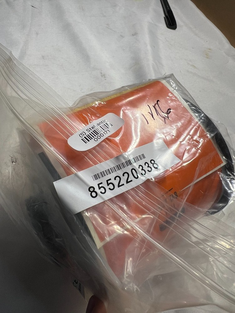 BRADY 113151 4″X100′ ORANGE VINYL TAPE