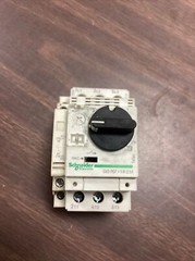 SCHNEIDER ELECTRIC Motor Starter GV2P07 w/ GVAN11 Aux Contact