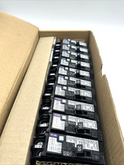 LOT OF 10 SIEMENS Q120DFN 20A DUAL AFCI/GFCI PLUG ON NEUTRAL BREAKER BRAND NEW