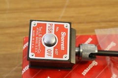 New Starrett METRIC No. 657 Magnetic Base Back PlungerDial Indicator Set 0-5mm