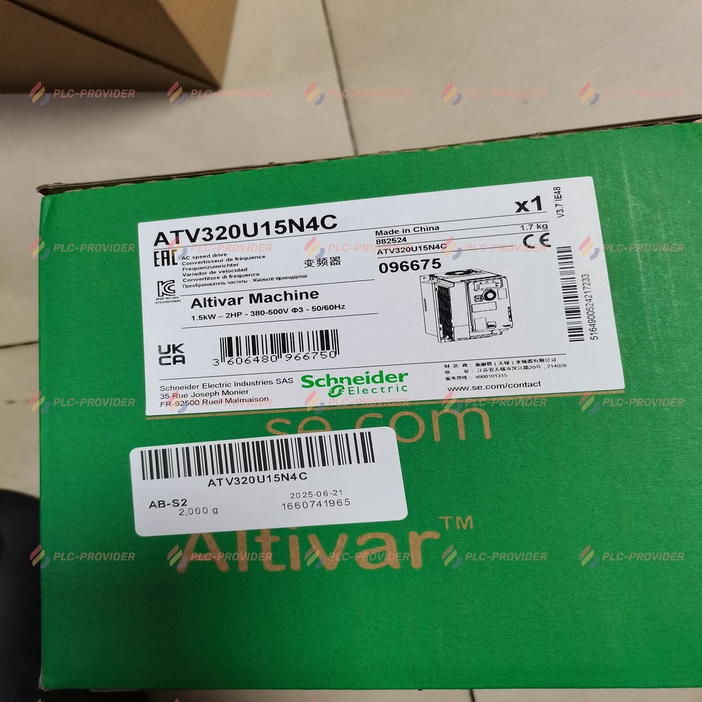 * US STOCK * 1PC NEW SEALED ATV320U15N4C Schneider Fast Shipping