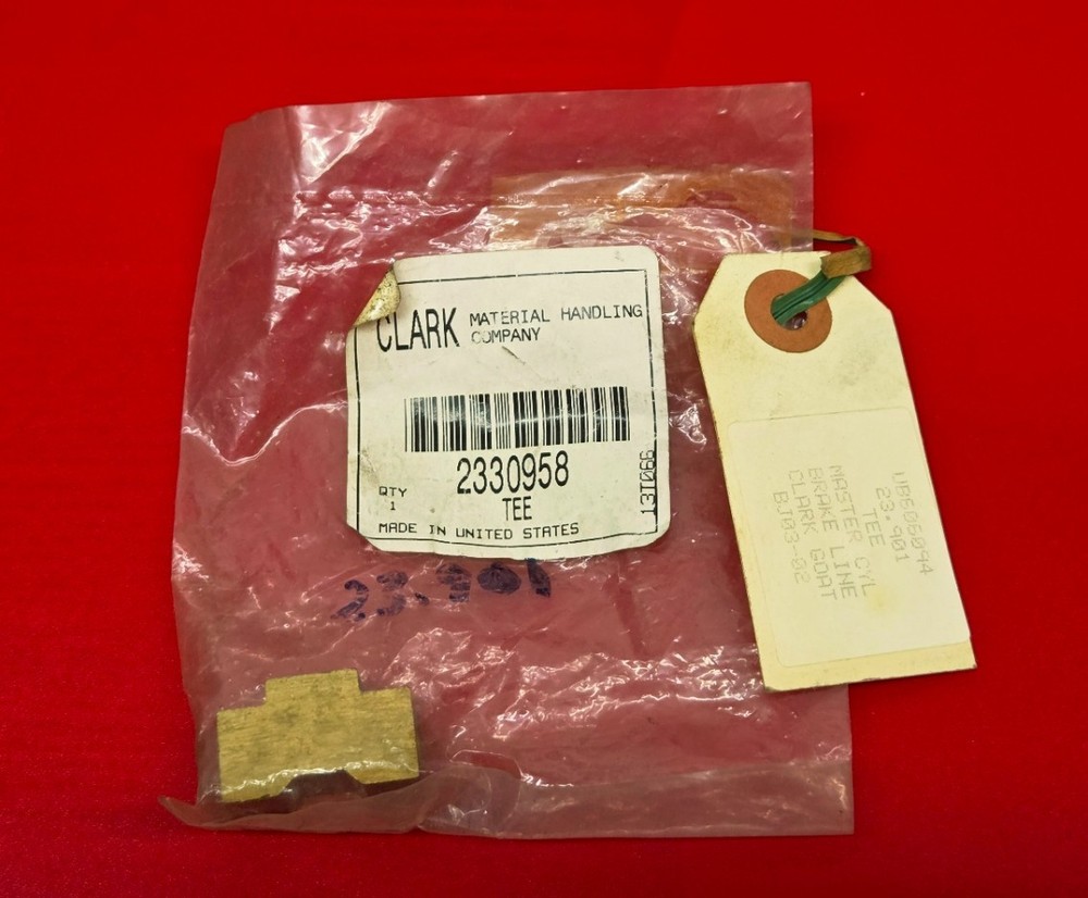 Clark 2330958 Forklift Break Line Tee, Made In USA – NEW