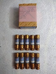 Lot Of 10 Bussmann Fusetron FRN-R-1 6/10 Amp Fuse CartridgeClass RK5 250vac 1.6A