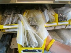Lot 300 Stainless Steel Pan Slot Head Screws, #3-28 x 1/4″ Coarse Threads Type B