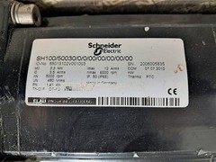 USED 3.3Nm Schneider Electric 65013102V001003 Servo Motor SH100 480V 6000 RPM