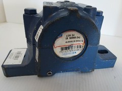 SKF Bearing Housing Pillow Block SAF 511 WITH LER 24 Bearing Cast Iron, NEW