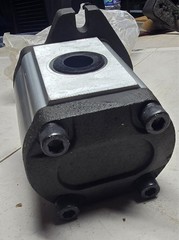 Hydraulic Gear Pump GRH Low Noise High Pressure – 13.31 GPM 3625 PSI