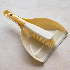 Daily Sweep Dustpan & Brush Set with Rubber Edge Built-in Lint Comb Bamboo