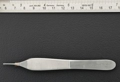 Symmetry 30-1186 Adson Tissue Forceps, 1×2 Teeth, 1mm Wide Jaw, STR, 4.75″